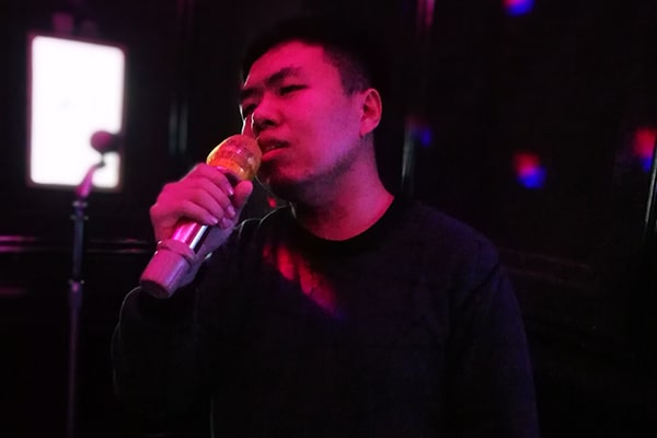 聚米网络第一届“好声音”比赛现场